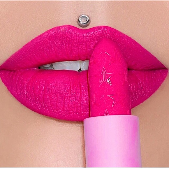 Jeffree Star Other - 🆕⭐️JEFFREE STAR VELVET TRAP COLLECTION ❤️ THIS 👄